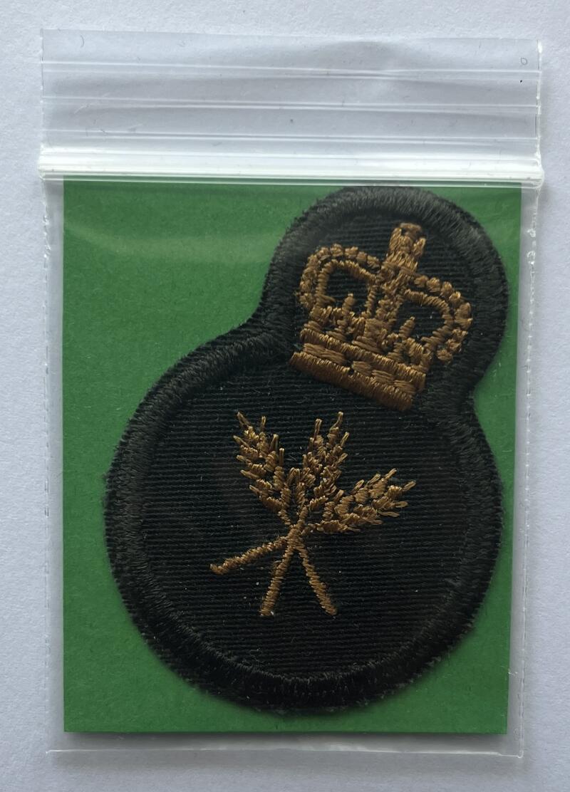 Canadian Military Army Forces Trade Cloth Badge Patch 1.75"x2.5" - CA2 Image 1