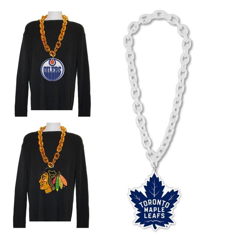 Toronto Maple Leafs Hockey Big Chain Necklace - 38" plastic chain with foam logo Image 1