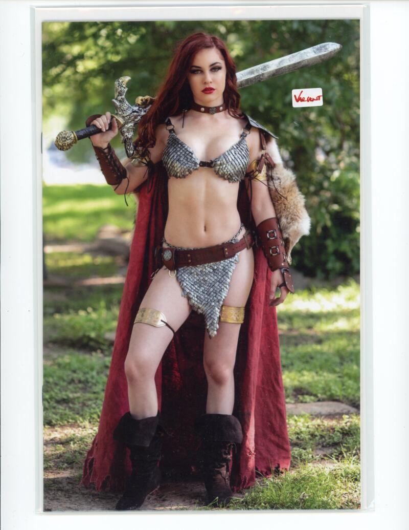 Red Sonja The Superpowers #3 Cosplay Comic Mint VARIANT - B1-63 Image 1