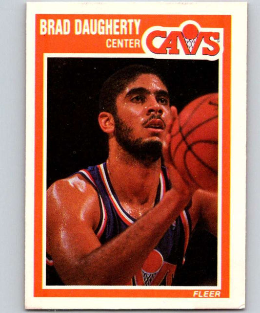 1989-90 Fleer #25 Brad Daugherty Cavaliers NBA Baseketball Image 1