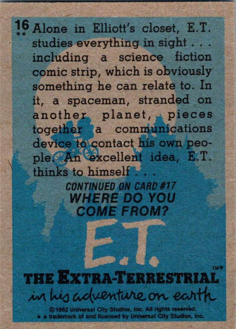 1982 Topps E.T. The Extraterrestrial #16 Reading a Comic Strip! Image 2