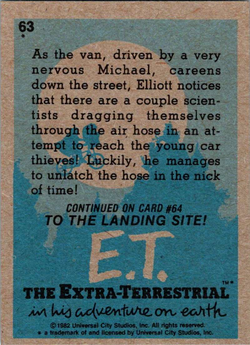 1982 Topps E.T. The Extraterrestrial #63 They're Gaining! Image 2
