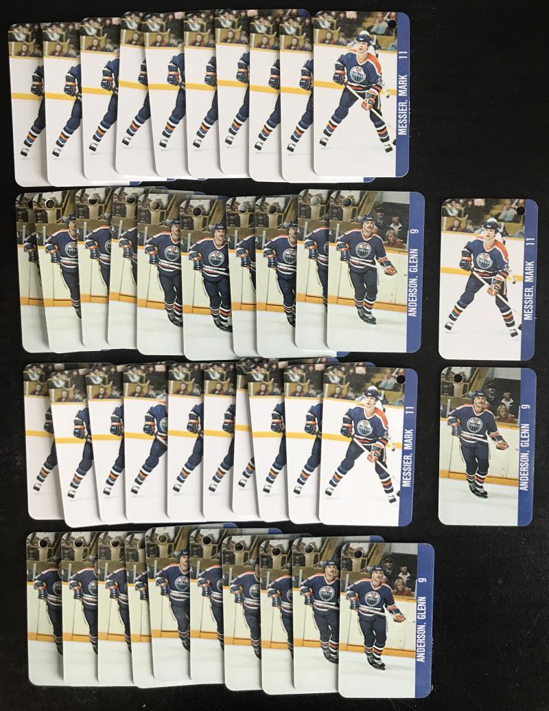 1983 Souhaits Renaissance Edmonton Oilers Anderson / Messier - Lot of 40 Image 1