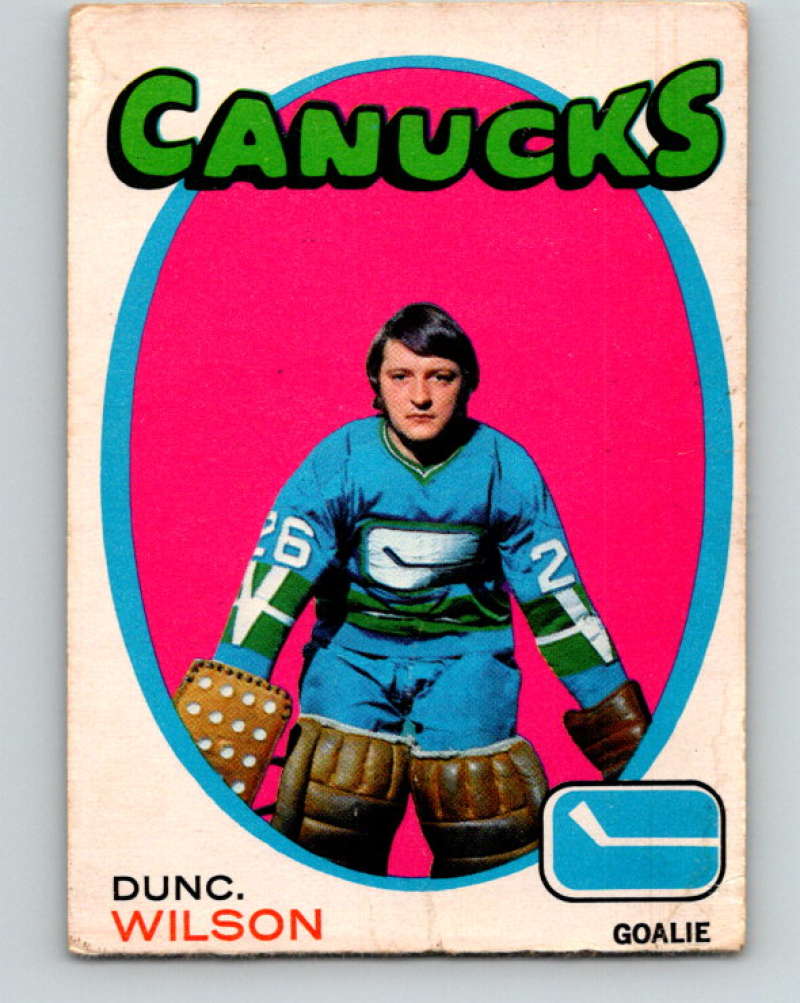 1971-72 O-Pee-Chee #24 Dunc Wilson RC Rookie Vancouver Canucks 8719