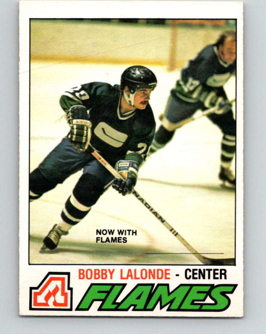 1977-78 O-Pee-Chee #313 Bobby Lalonde NHL  Flames 9948