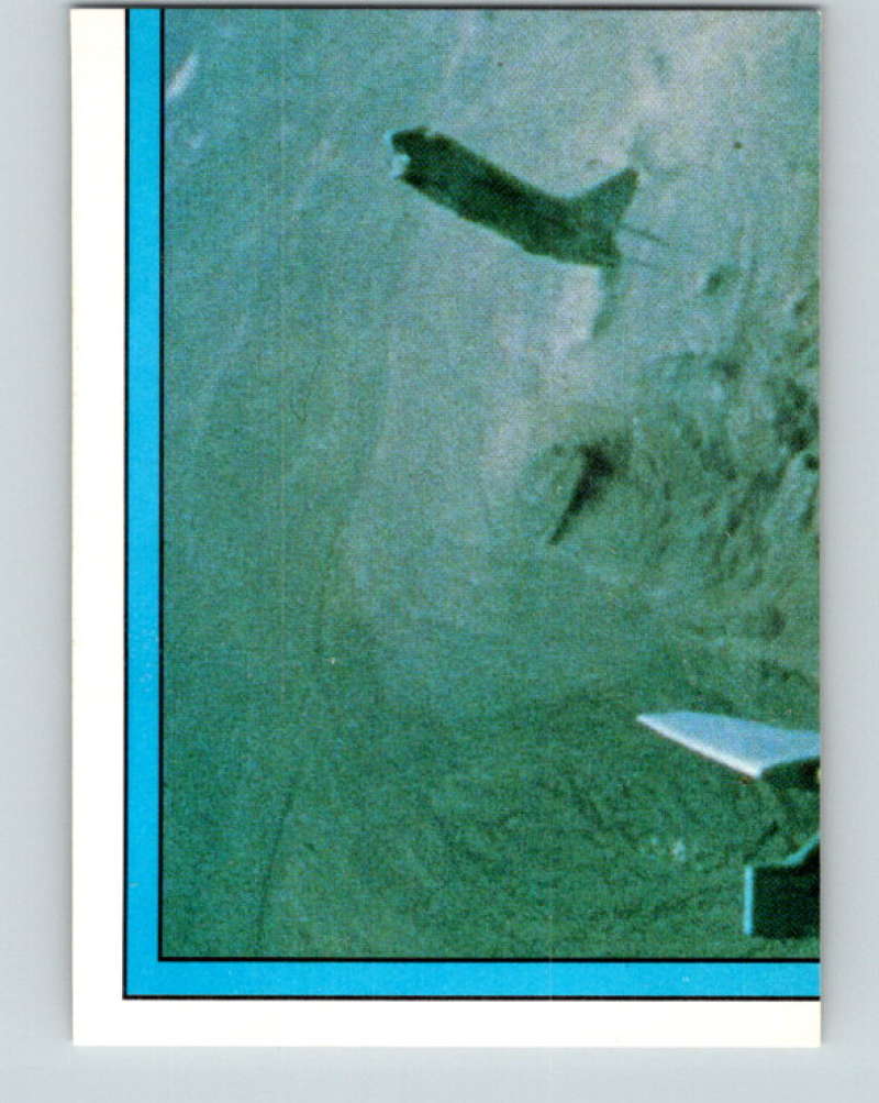 1991 Topps Desert Storm Stickers #22 American Flag MINT
