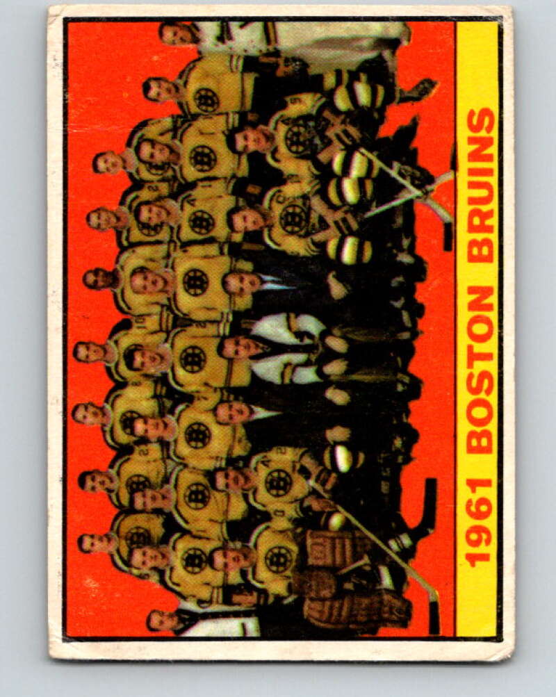 1961-62 Topps #20 Boston Bruins Boston Bruins V262
