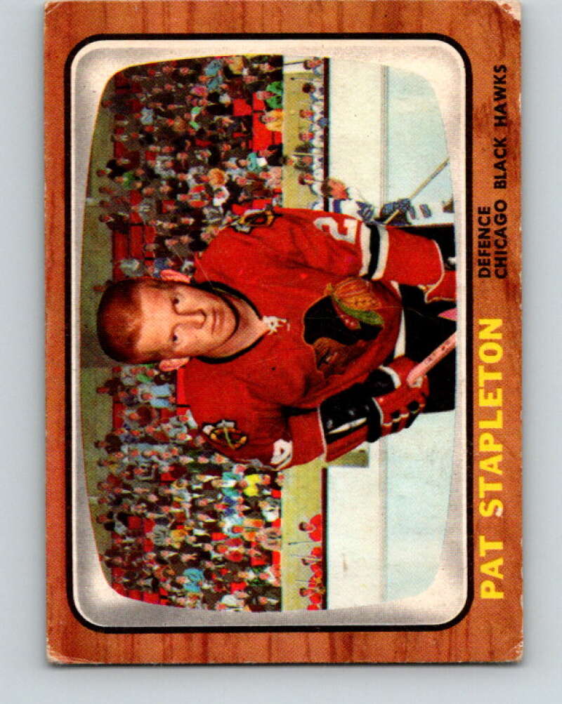 1966-67 Topps #57 Pat Stapleton Chicago Blackhawks V680