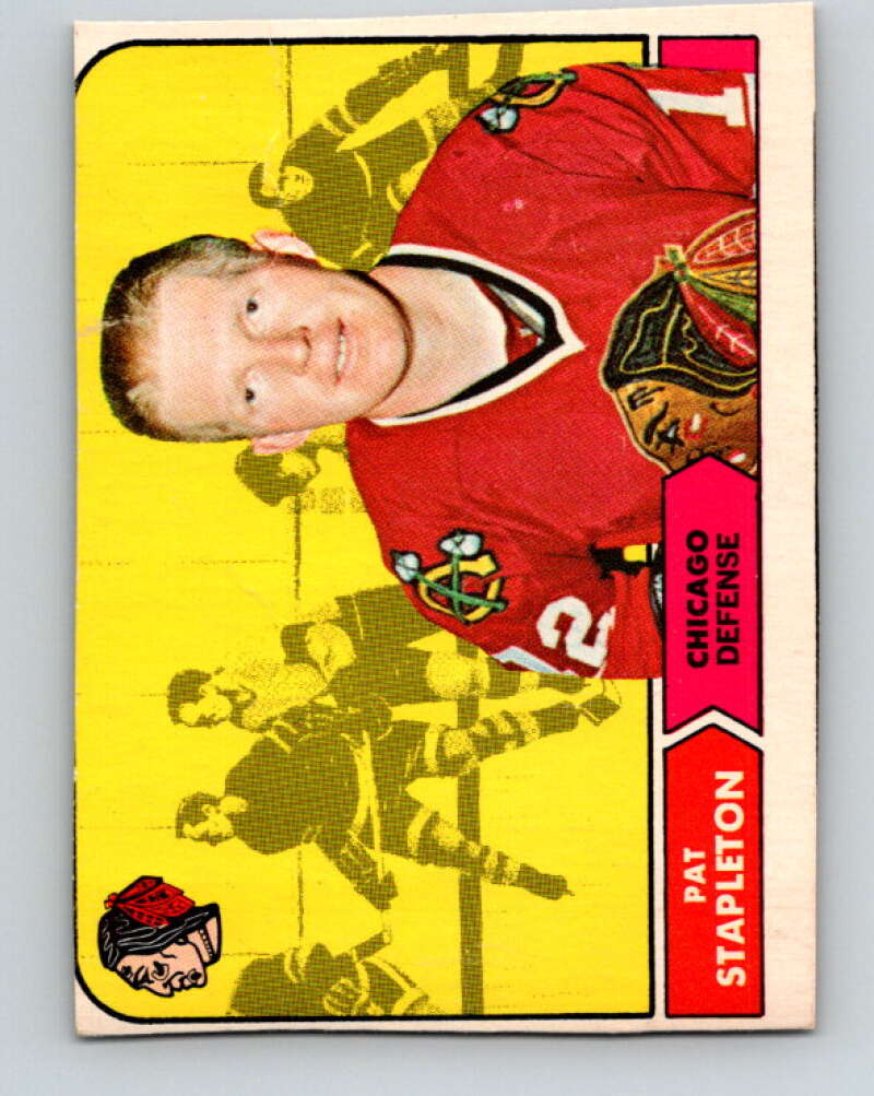 1968-69 O-Pee-Chee #15 Pat Stapleton Chicago Blackhawks V924