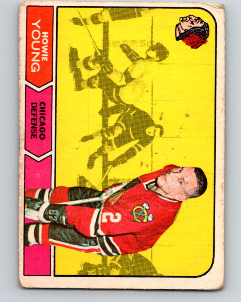 1968-69 O-Pee-Chee #82 Howie Young Chicago Blackhawks V1010