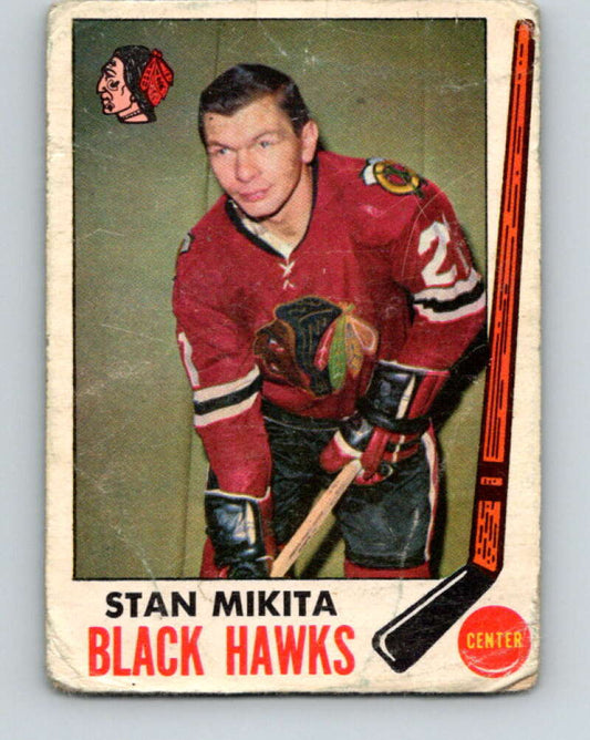 1969-70 O-Pee-Chee #76 Stan Mikita  Chicago Blackhawks  V1365