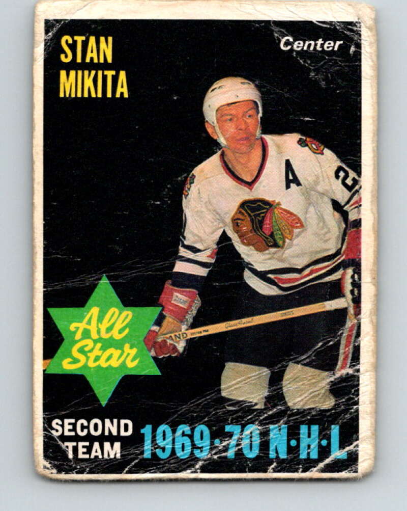 1970-71 O-Pee-Chee #240 Stan Mikita AS Chicago Blackhawks V3071