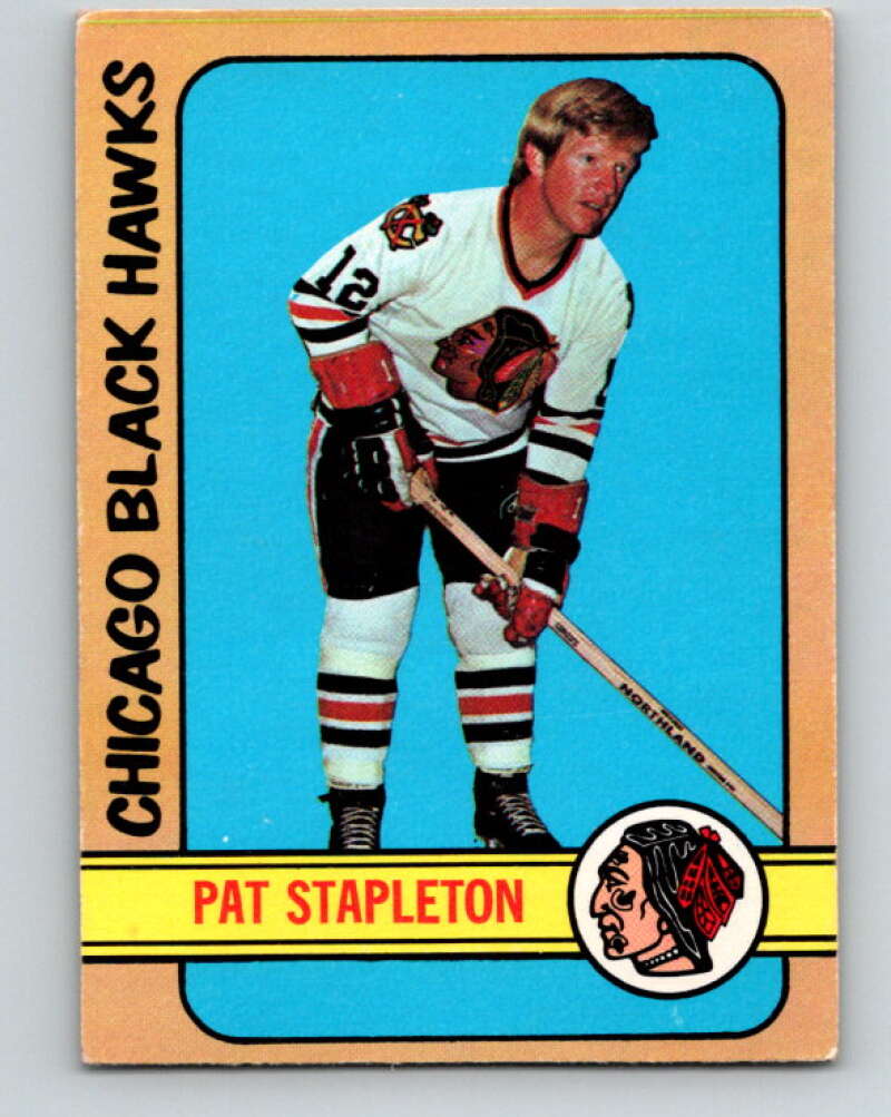 1972-73 O-Pee-Chee #4 Pat Stapleton Chicago Blackhawks V3161