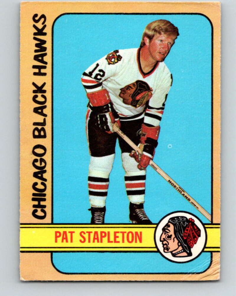 1972-73 O-Pee-Chee #4 Pat Stapleton Chicago Blackhawks V3163