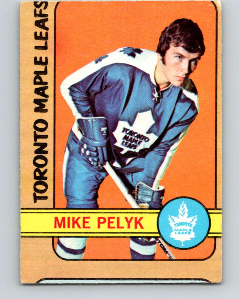 1972-73 O-Pee-Chee #17 Mike Pelyk Toronto Maple Leafs V3231