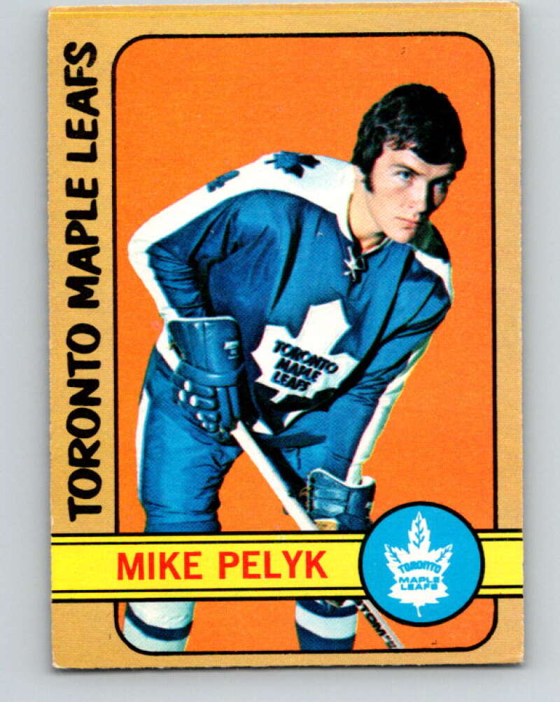 1972-73 O-Pee-Chee #17 Mike Pelyk Toronto Maple Leafs V3235