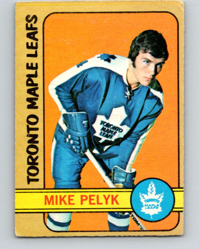 1972-73 O-Pee-Chee #17 Mike Pelyk Toronto Maple Leafs V3236