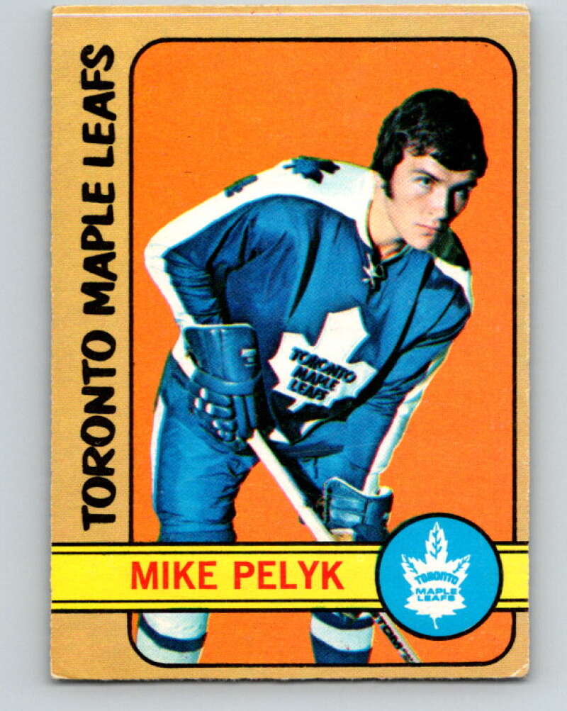 1972-73 O-Pee-Chee #17 Mike Pelyk Toronto Maple Leafs V3237