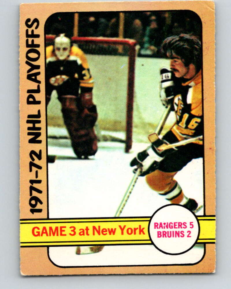1972-73 O-Pee-Chee #30 Playoff Game 3 New York Rangers/Boston Bruins V3319