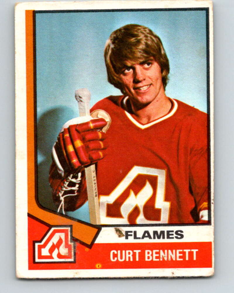 1974-75 O-Pee-Chee #33 Curt Bennett Atlanta Flames V4288