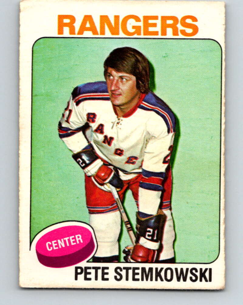 1975-76 O-Pee-Chee #304 Pierre Bouchard Montreal Canadiens V6548