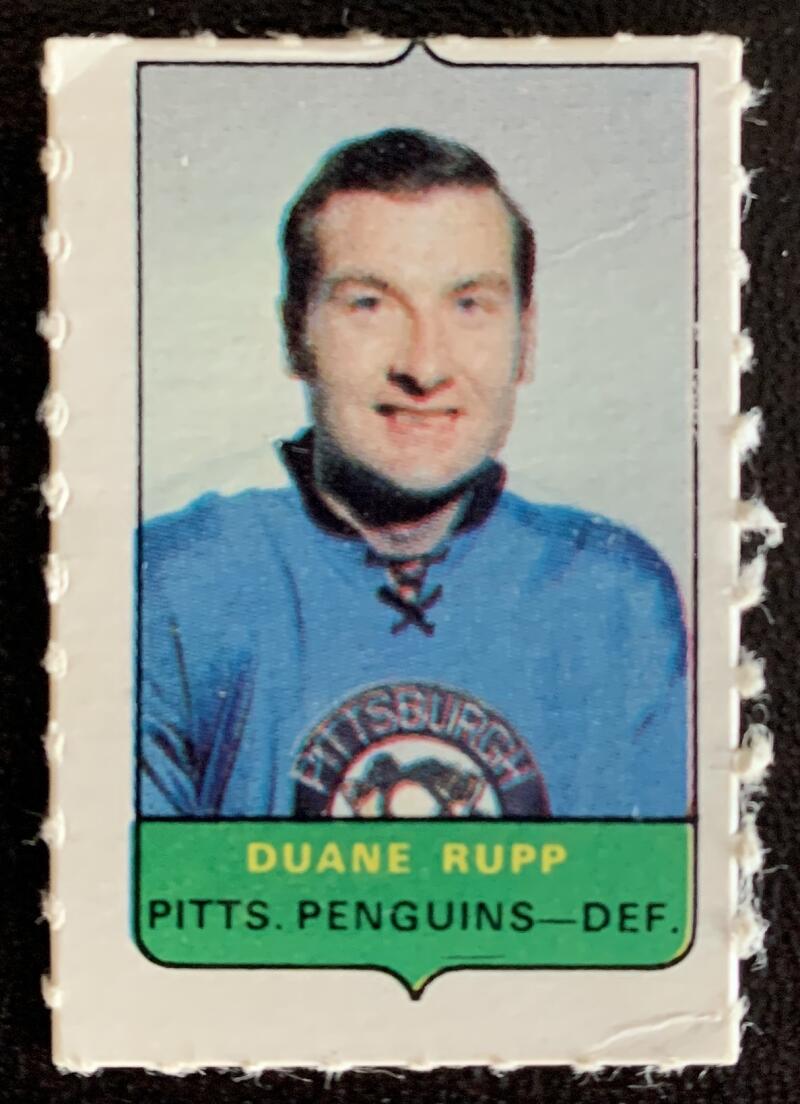 V7521--1969-70 O-Pee-Chee Four-in-One Mini Card Duane Rupp