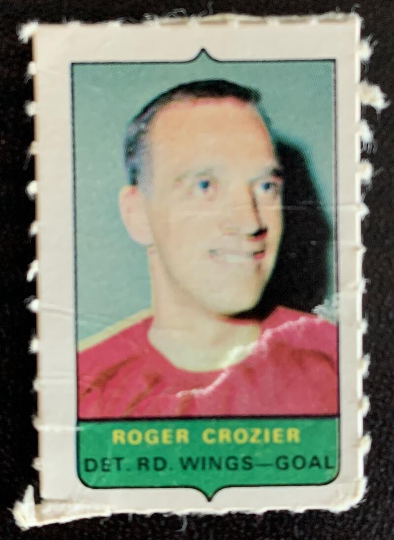 V7524--1969-70 O-Pee-Chee Four-in-One Mini Card Roger Crozier