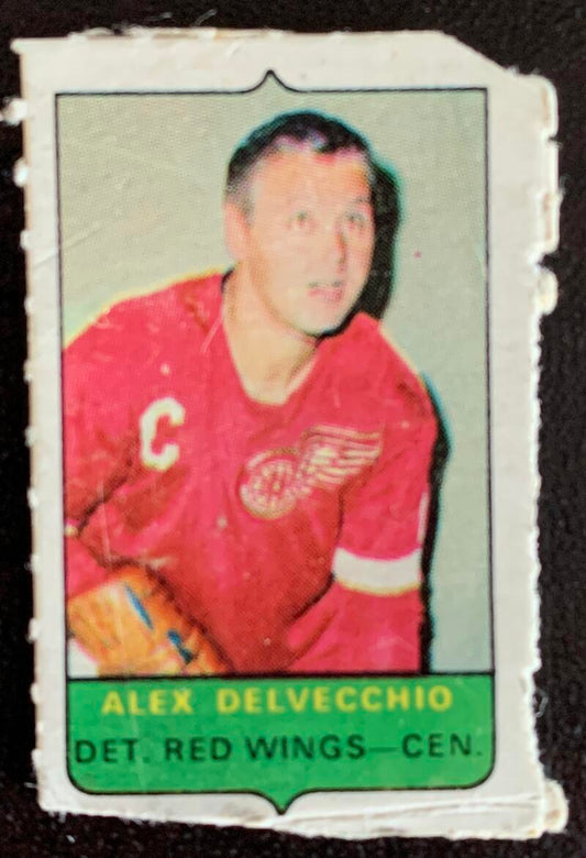 V7528--1969-70 O-Pee-Chee Four-in-One Mini Card Alex Delvecchio