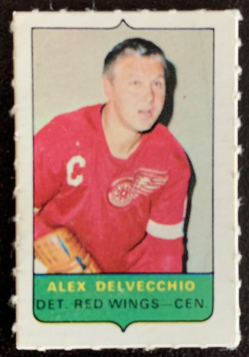 V7529--1969-70 O-Pee-Chee Four-in-One Mini Card Alex Delvecchio
