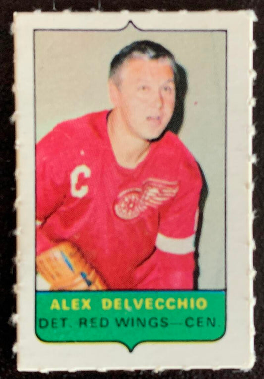V7529--1969-70 O-Pee-Chee Four-in-One Mini Card Alex Delvecchio