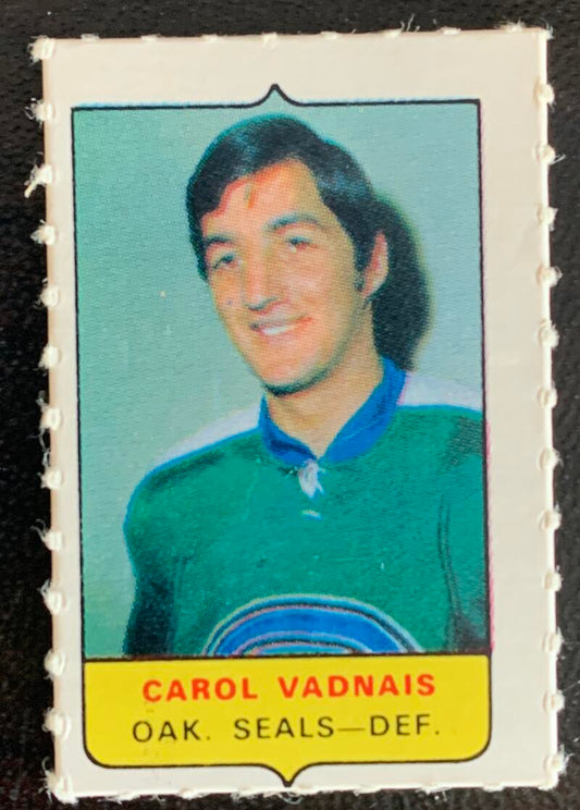 V7569--1969-70 O-Pee-Chee Four-in-One Mini Card Carol Vandais