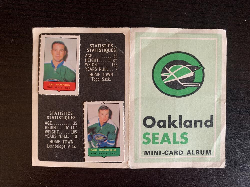 V7596--1969-70 O-Pee-Chee Four-in-One Card Album Oakland Seals