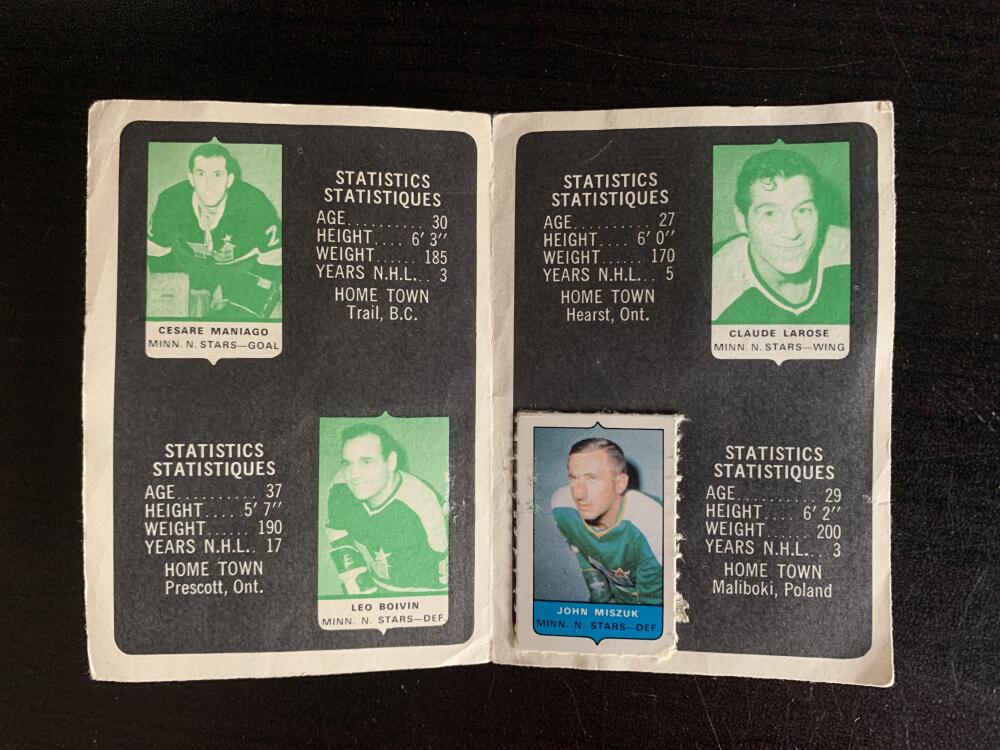 V7611--1969-70 O-Pee-Chee Four-in-One Card Album Minnesota North Stars