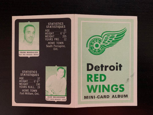 V7624--1969-70 O-Pee-Chee Four-in-One Card Album Detroit Red Wings