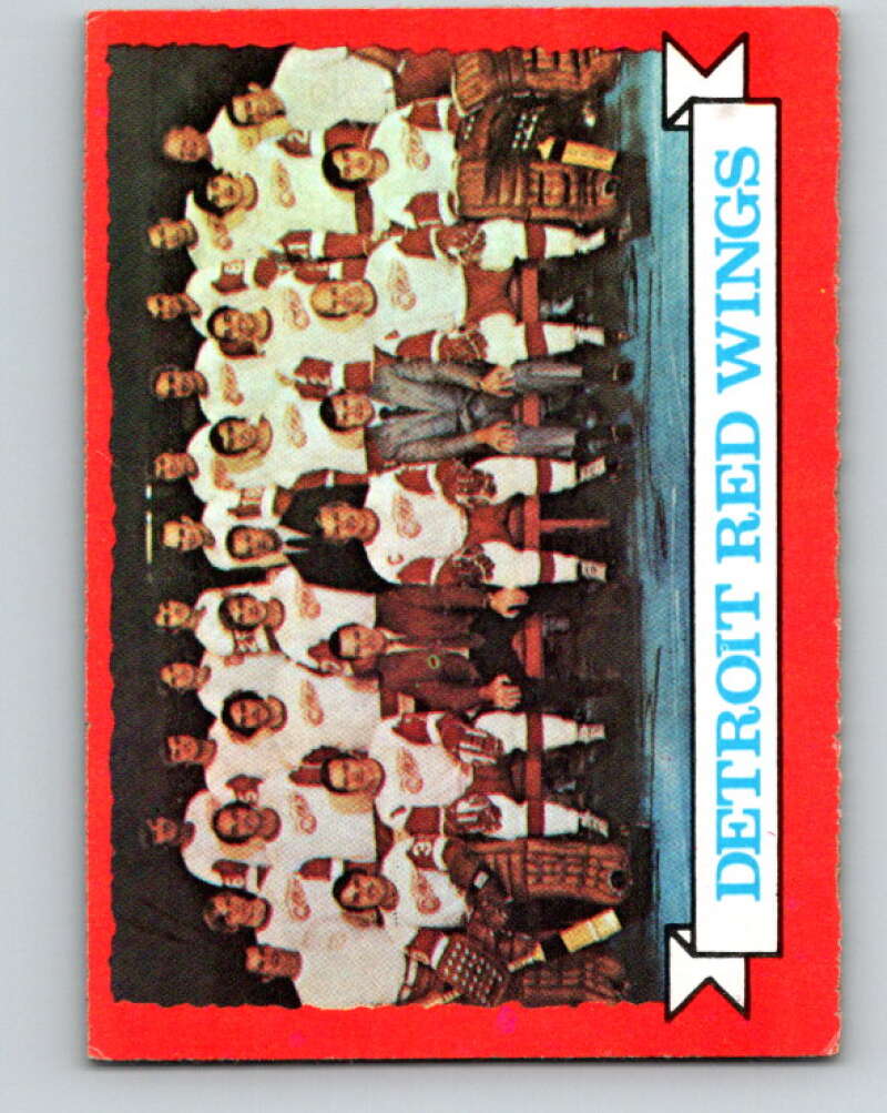 1973-74 O-Pee-Chee #97 Red Wings Team Detroit Red Wings V8321