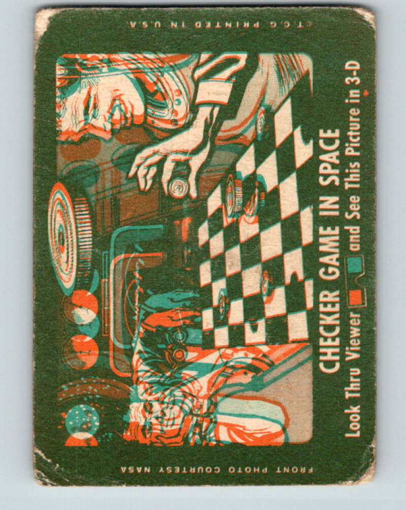 1963 Topps Astronauts #16 Carrying The Capsule V10133
