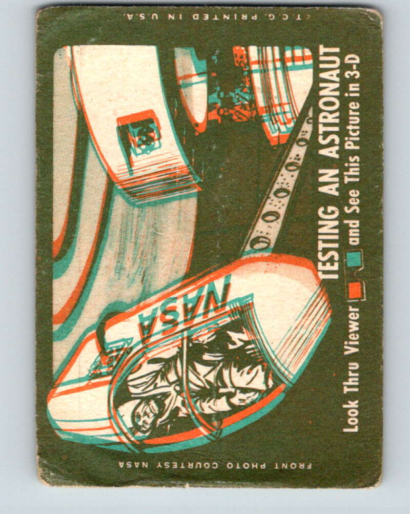 1963 Topps Astronauts #39 Checking His Suit V10146