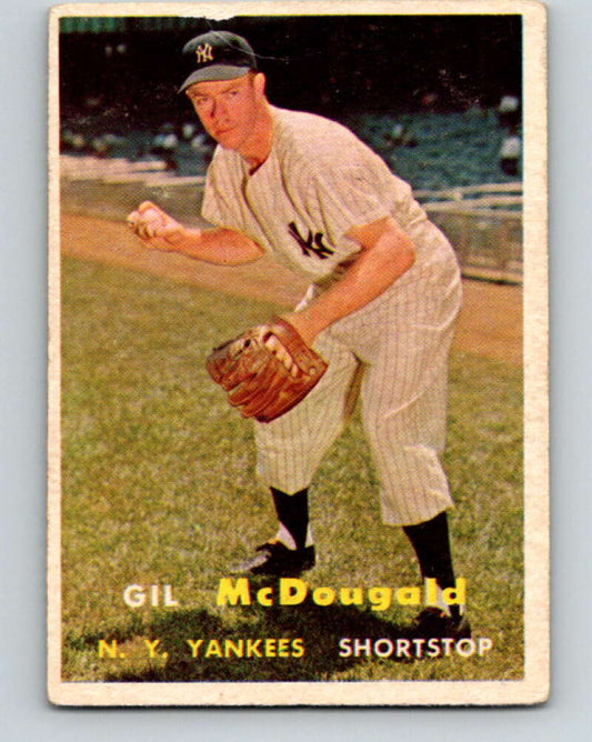 1957 Topps MLB #200 Gil McDougald  New York Yankees  V10383