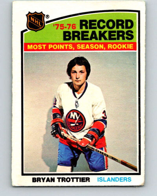 1976-77 O-Pee-Chee #67 Bryan Trottier RB  New York Islanders  V12461