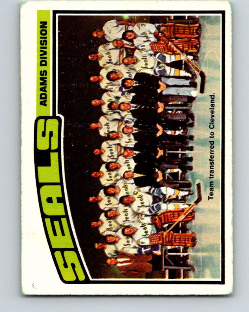 1976-77 O-Pee-Chee #135 California Golden Seals CL C V12053