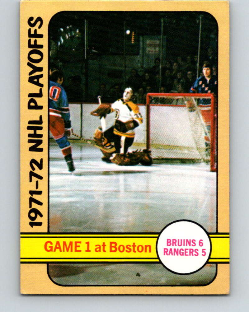 1972-73 Topps #2 Playoff Game 1 Rangers/Bruins V16551