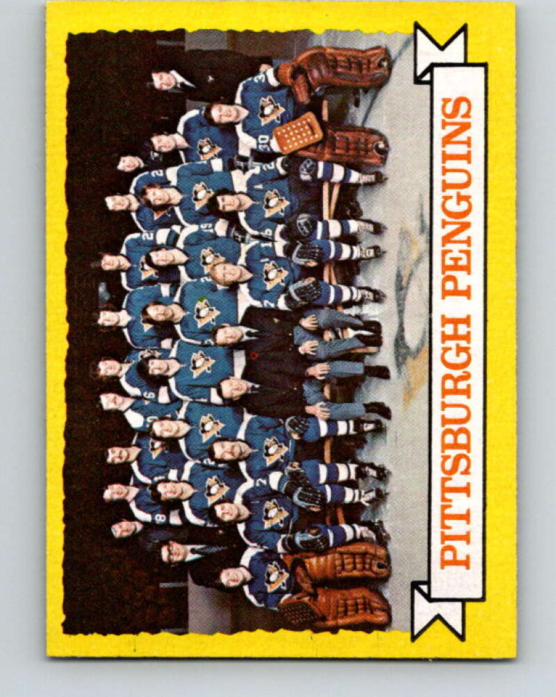 1973-74 Topps #104 Penguins Team Pittsburgh Penguins V16662