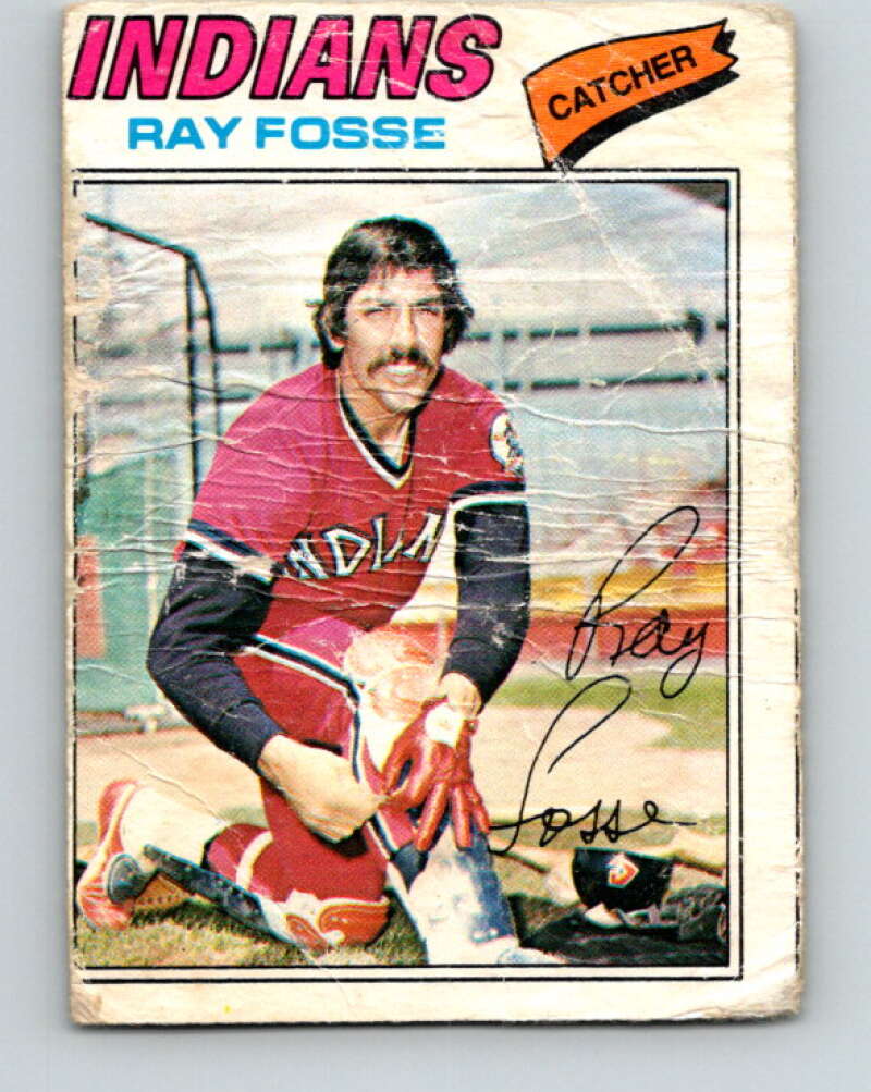1977 O-Pee-Chee #39 Ray Fosse Cleveland Indians V28887
