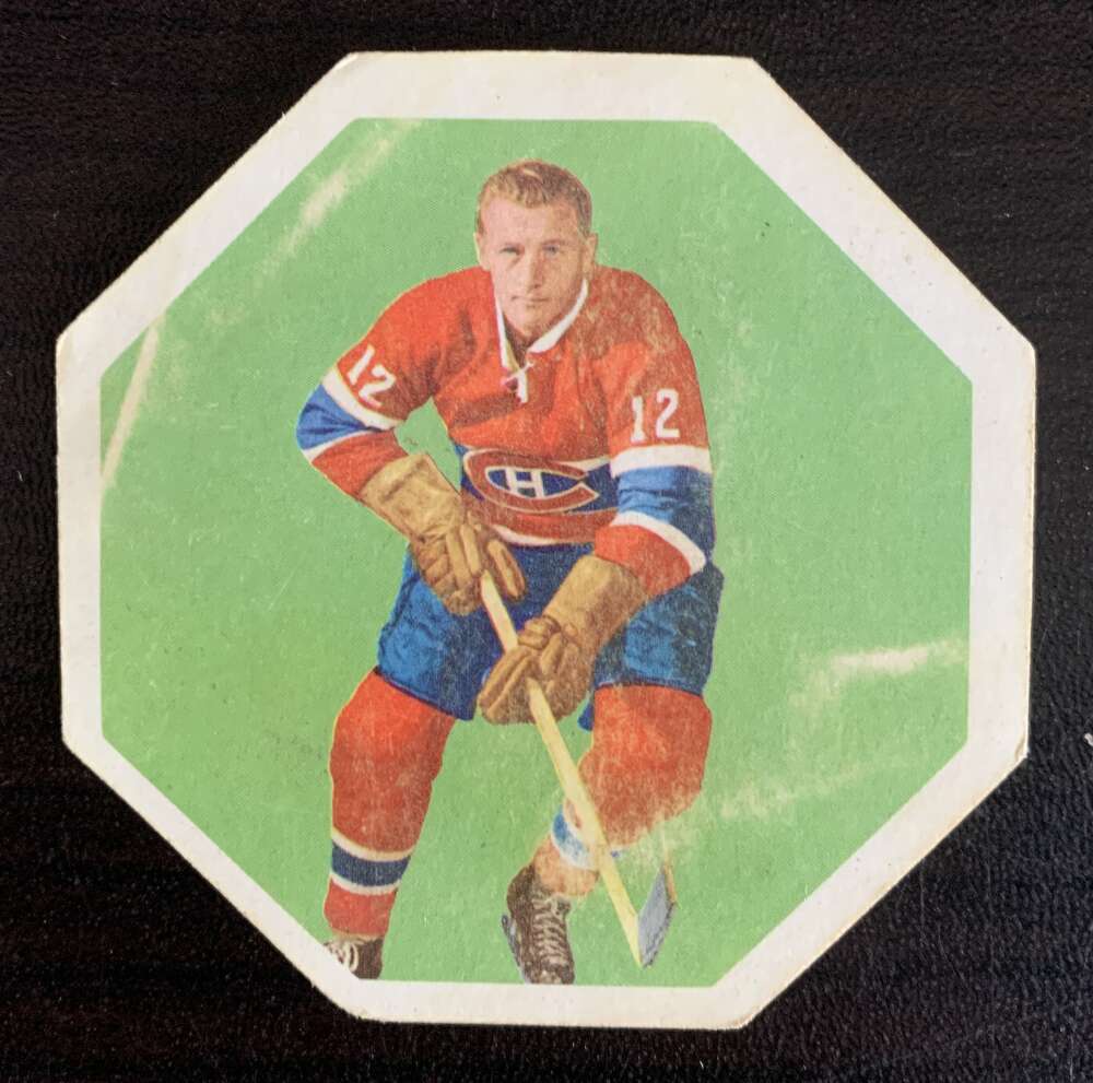 1961-62 York Yellow Backs #5 Dickie Moore Montreal Canadiens V33179