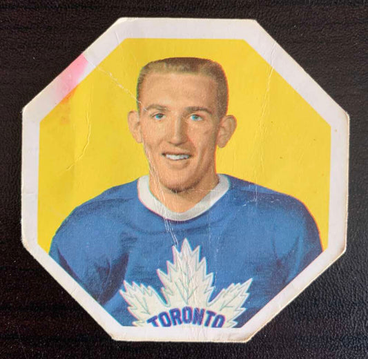 1961-62 York  Yellow Backs #26 Bob Nevin  Toronto Maple Leafs  V33196