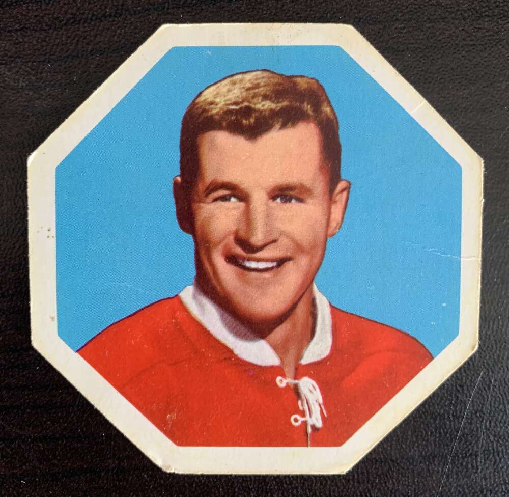 1961-62 York Yellow Backs #36 Al MacNeil Toronto Maple Leafs V33207