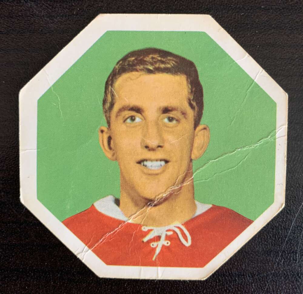1961-62 York Yellow Backs #41 Cesare Maniago Toronto Maple Leafs V33210