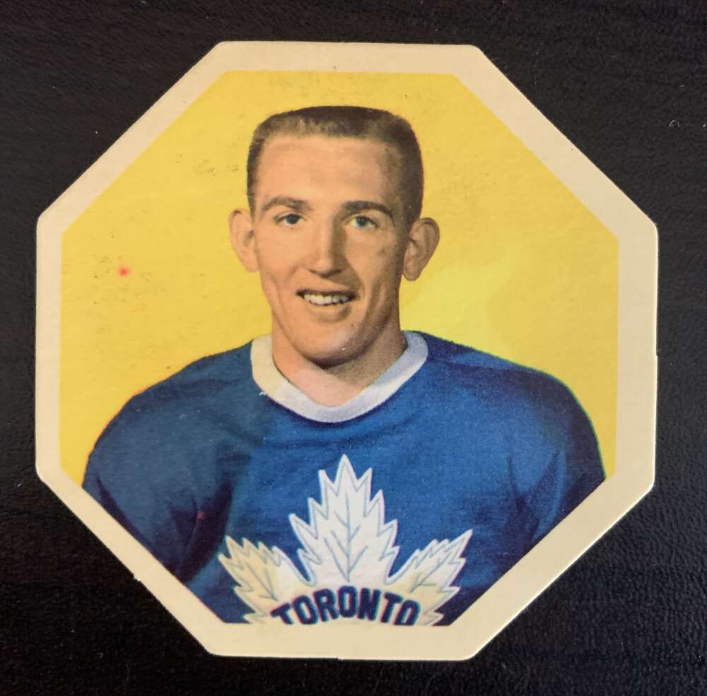 1963-64 York White Backs #8 Bob Nevin Toronto Maple Leafs V33215