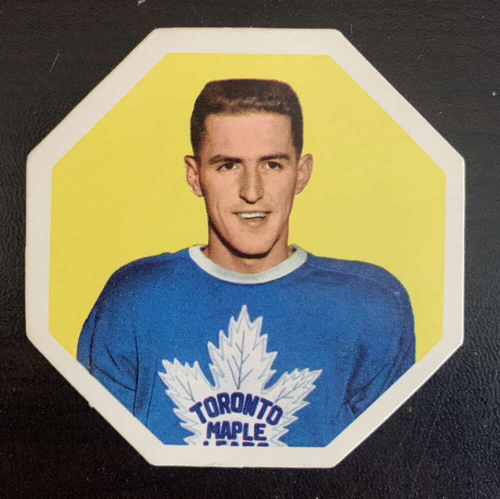 1963-64 York White Backs #10 Billy Harris Toronto Maple Leafs V33216