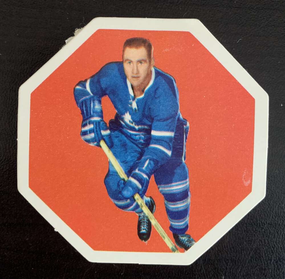 1963-64 York White Backs #12 Red Kelly Toronto Maple Leafs V33217